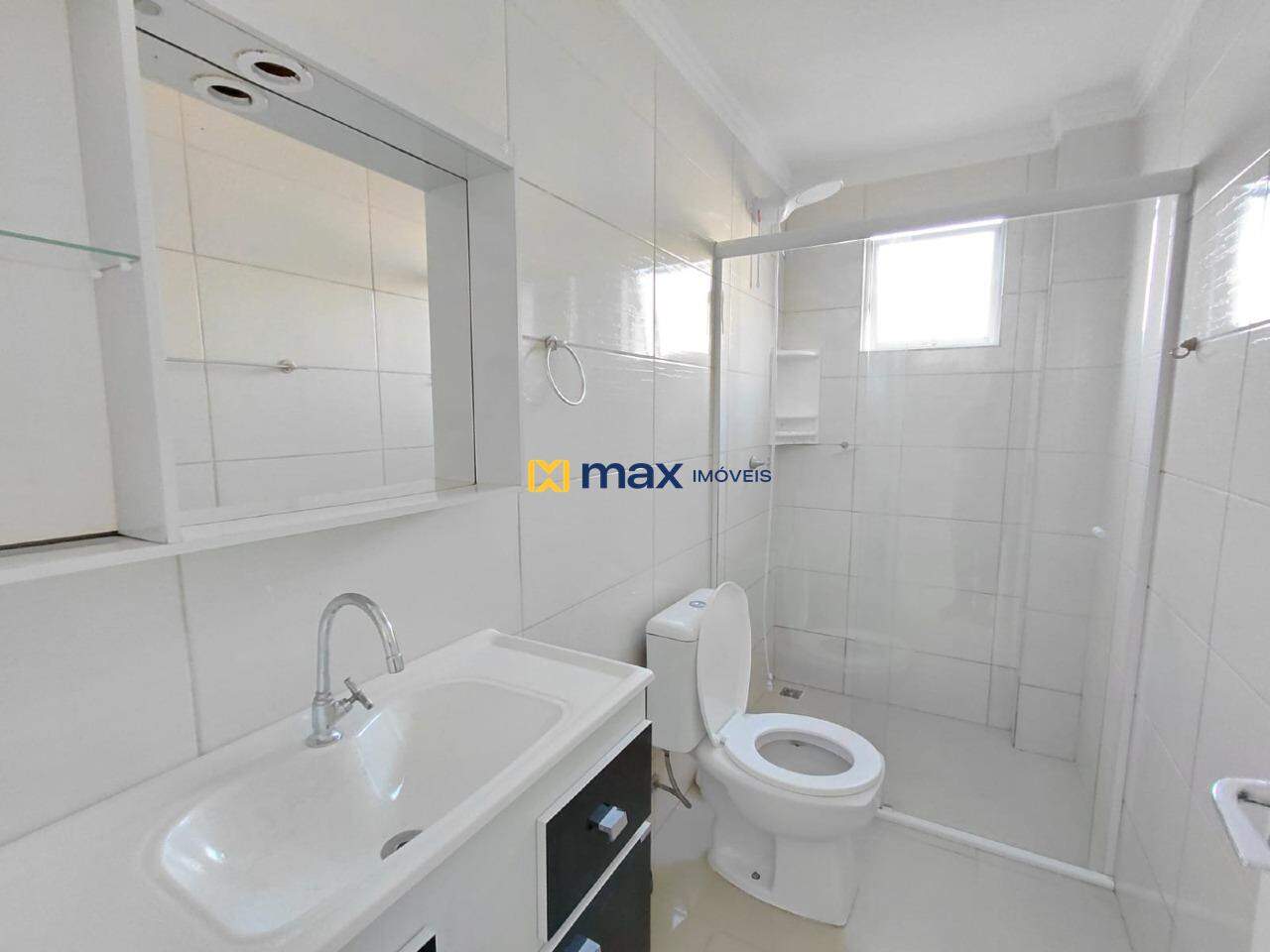 Apartamento para aluguel no Gravatá: Banheiro suíte