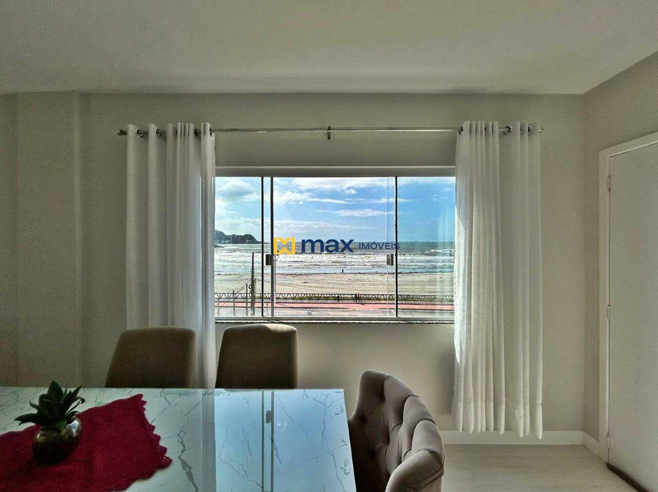 Casa à venda no Gravatá: Sala de Jantar