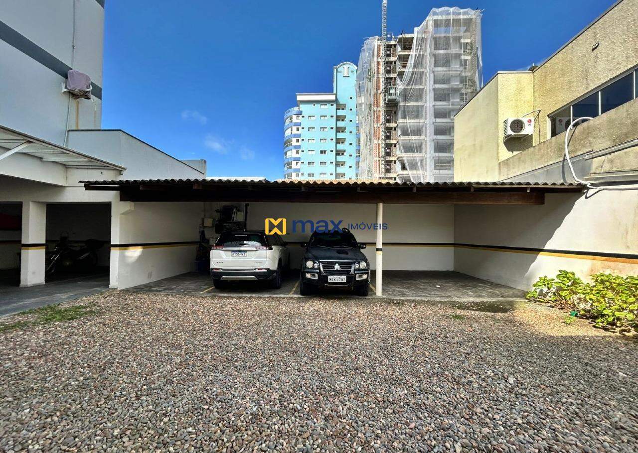 Casa à venda no Gravatá: Vaga de Garagem