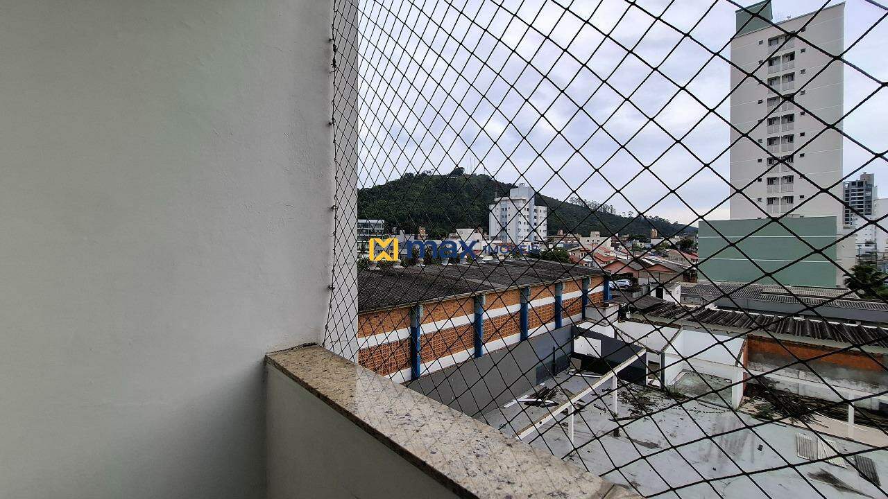 Apartamento à venda no Centro: Sacada
