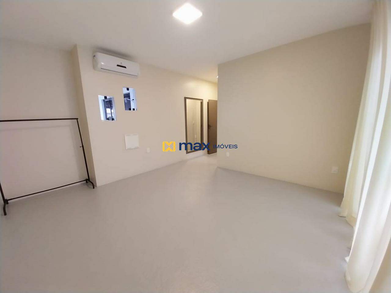 Casa à venda no São João: Suíte master