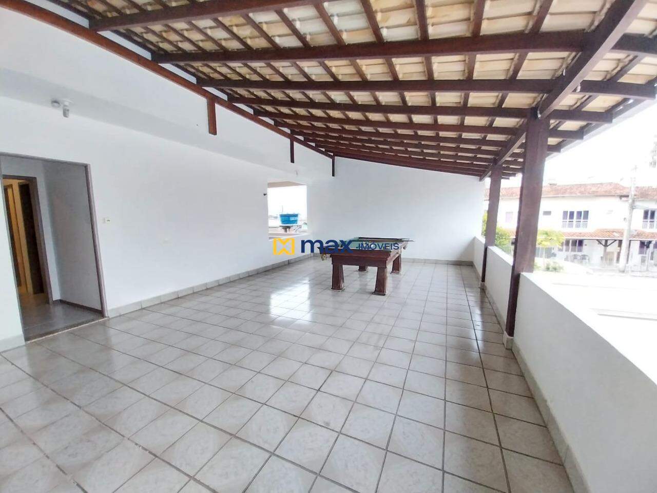 Casa à venda no São João: Área externa do andar de cima