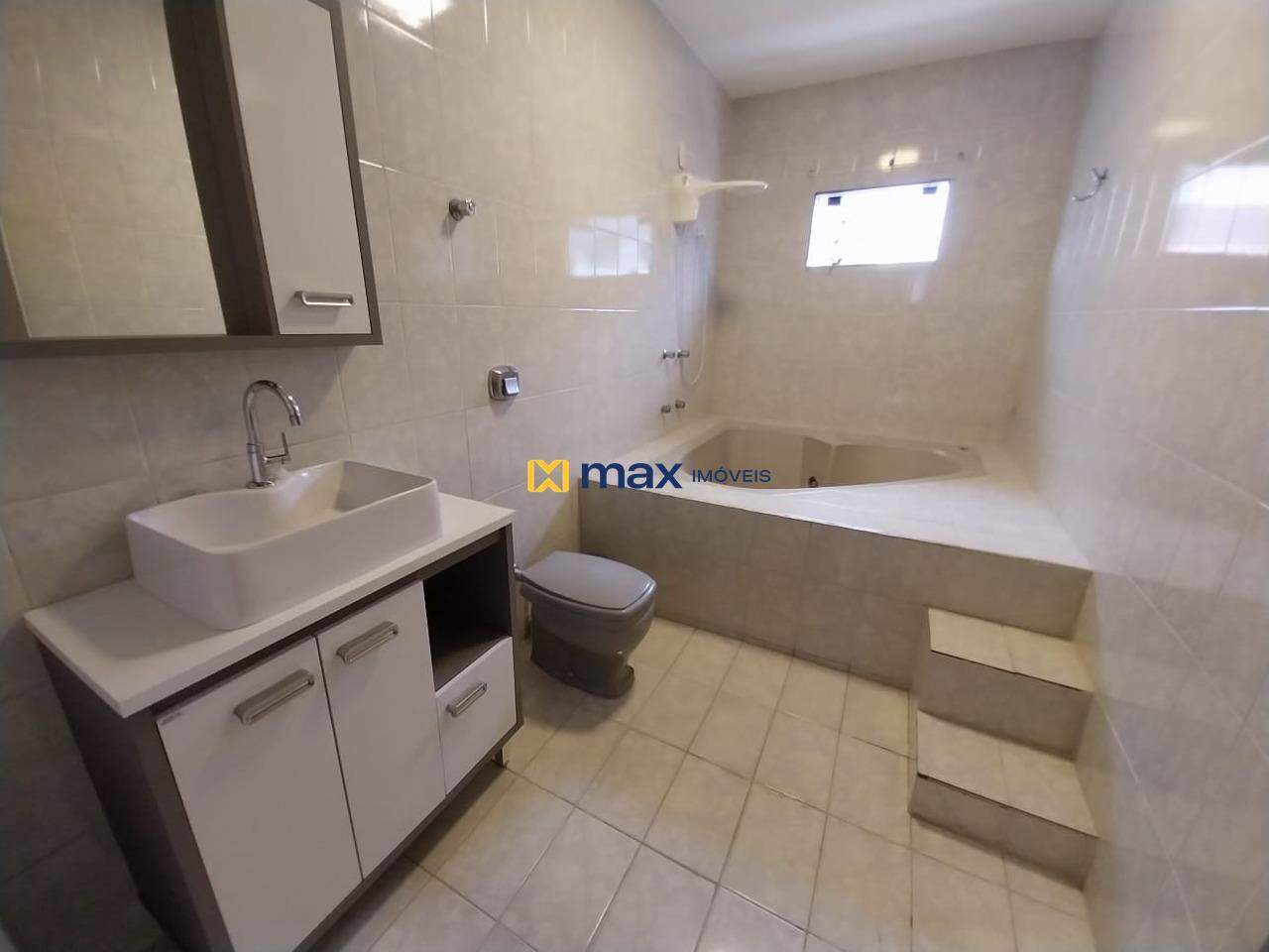 Casa à venda no São João: Banheiro da Suíte master