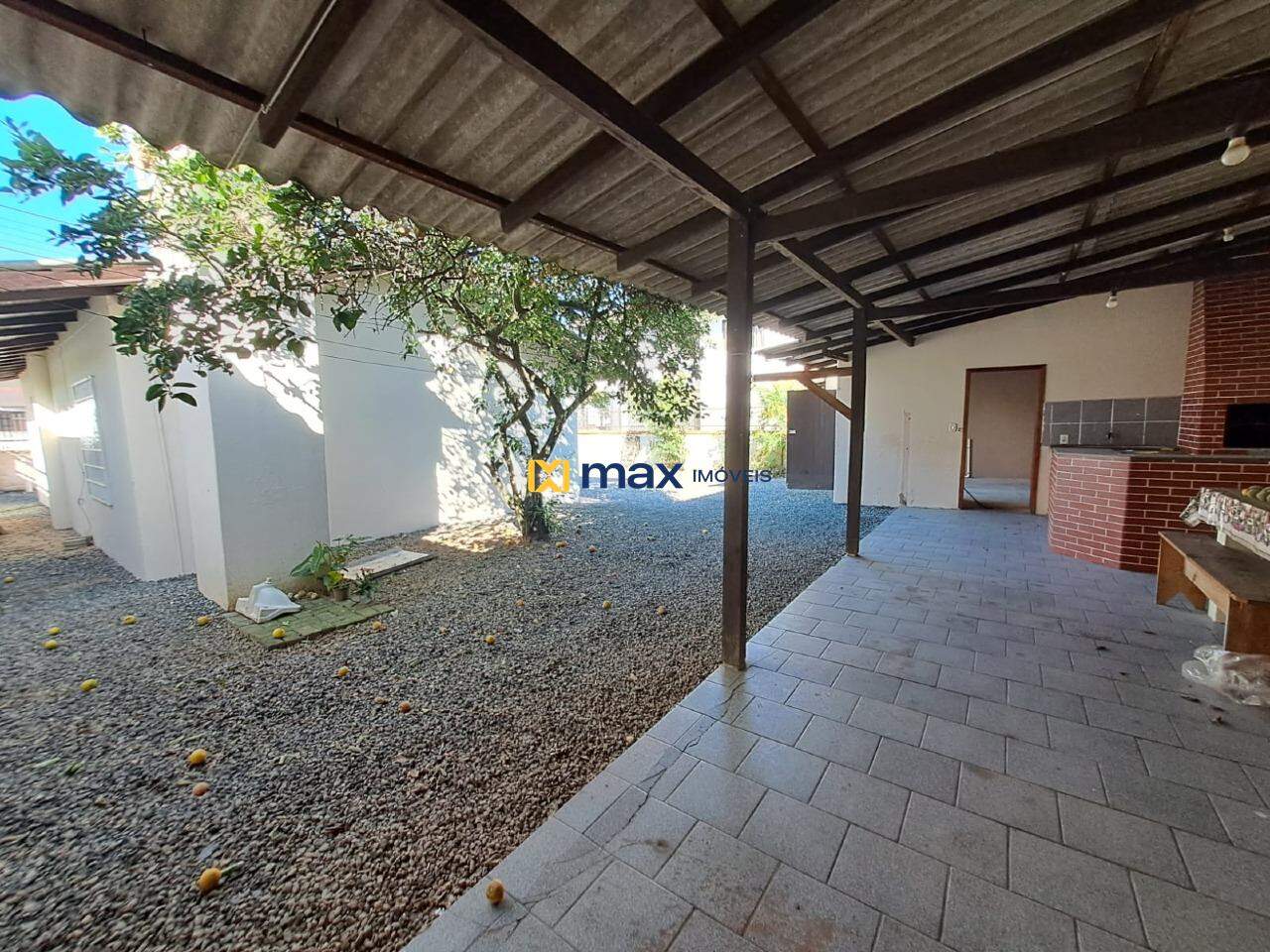 Casa à venda no Centro: Area de lazer c/ churrasqueira