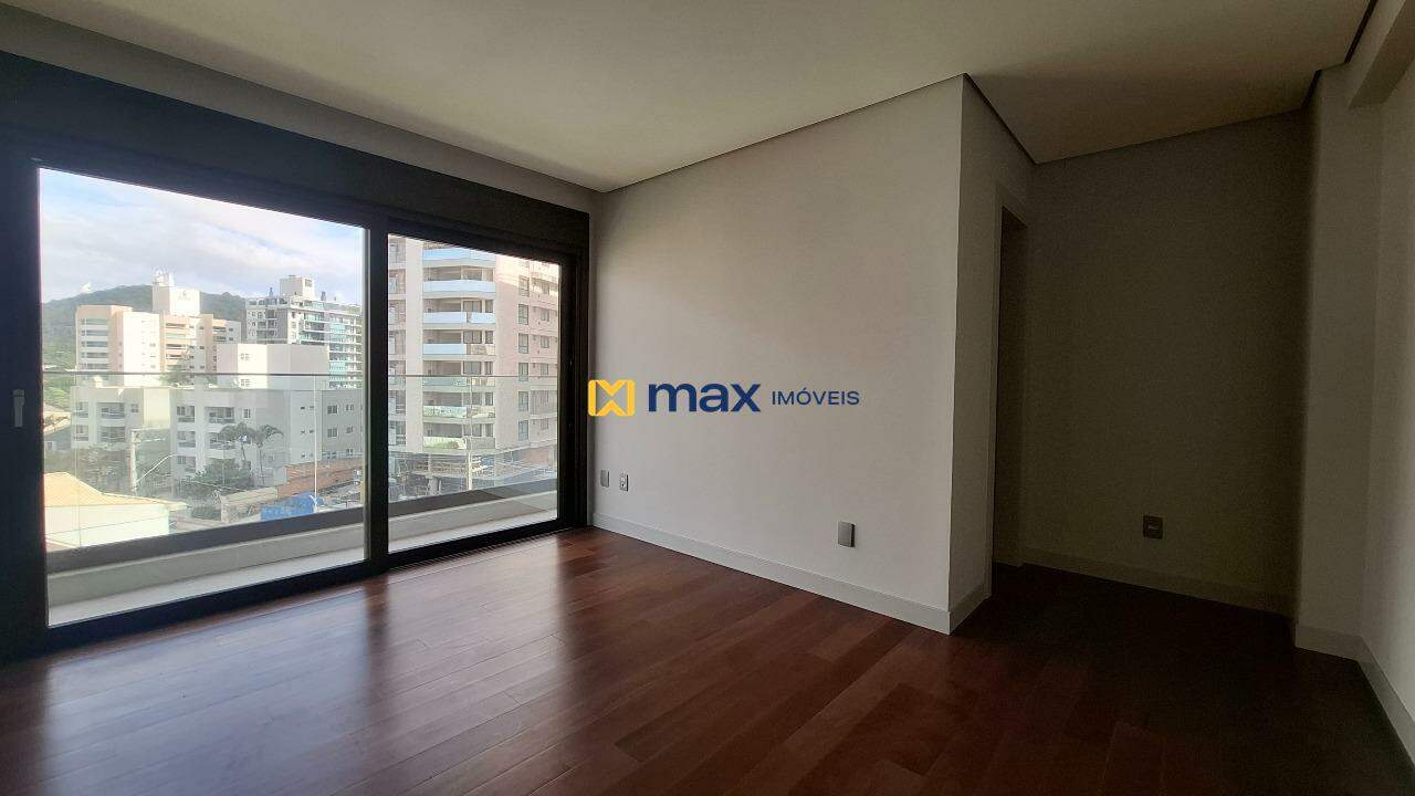Apartamento à venda no Praia Brava de Itajaí: Suíte