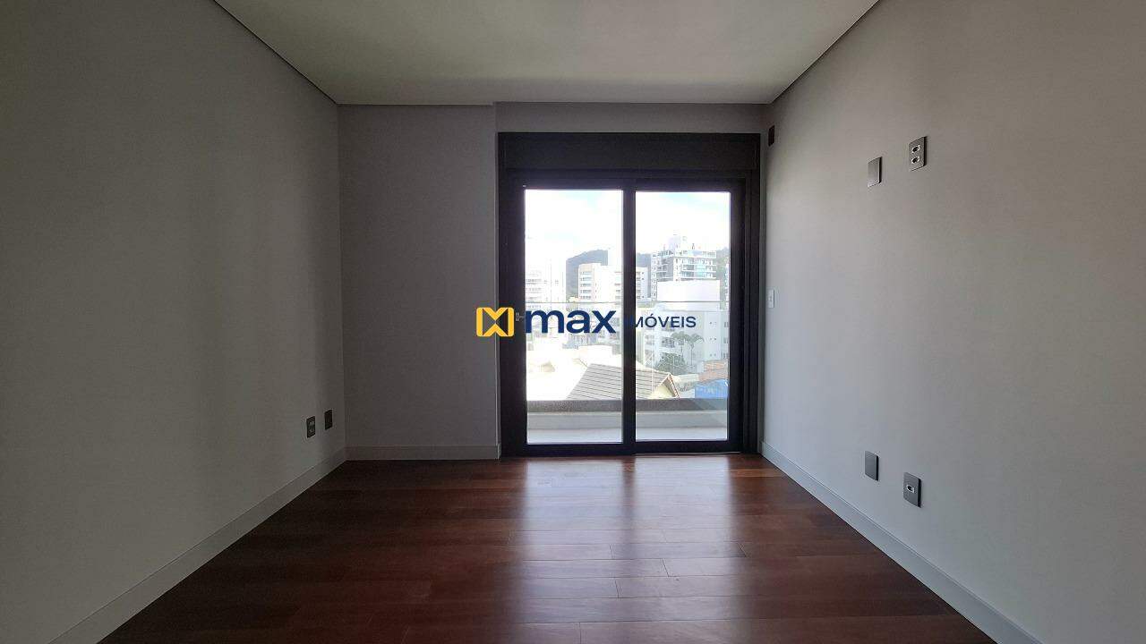 Apartamento à venda no Praia Brava de Itajaí: Suíte 3