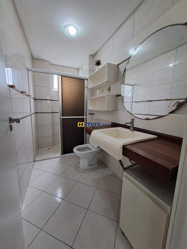 Apartamento para aluguel no Centro: Banheiro suite