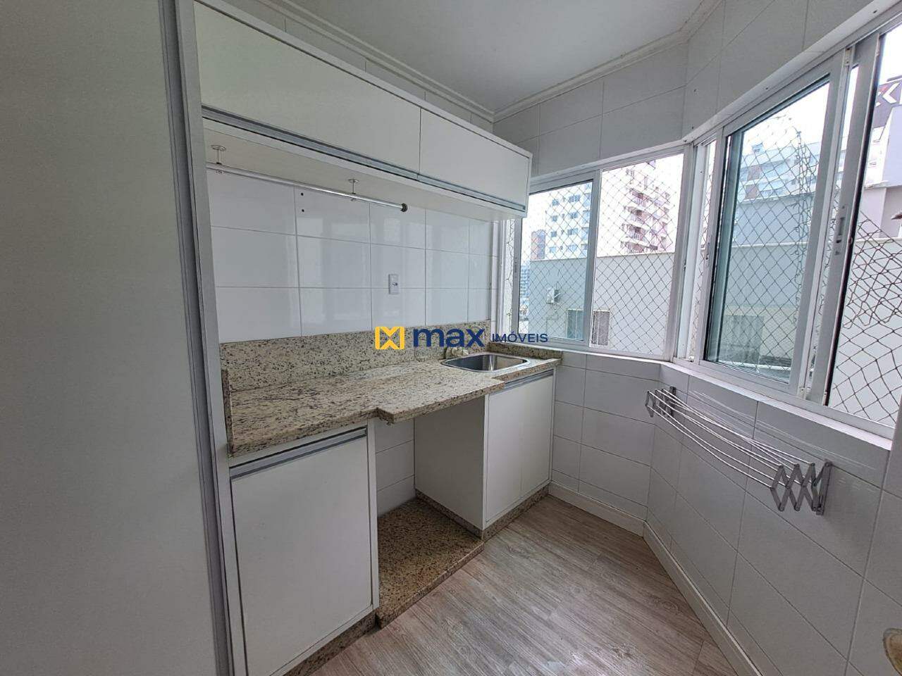 Apartamento para aluguel no Centro: Area de serviços