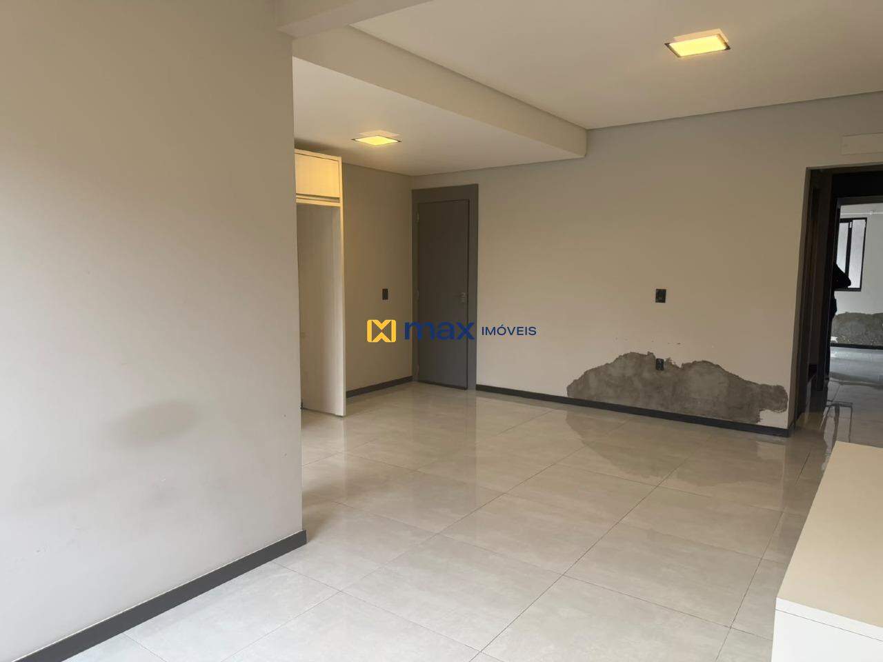 Casa para aluguel no Santa Regina: 