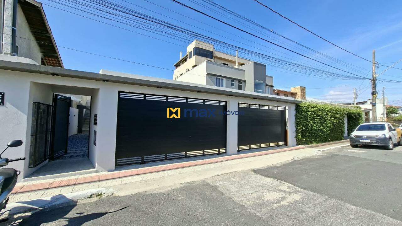 Apartamento para aluguel no Barra do Rio: Entrada