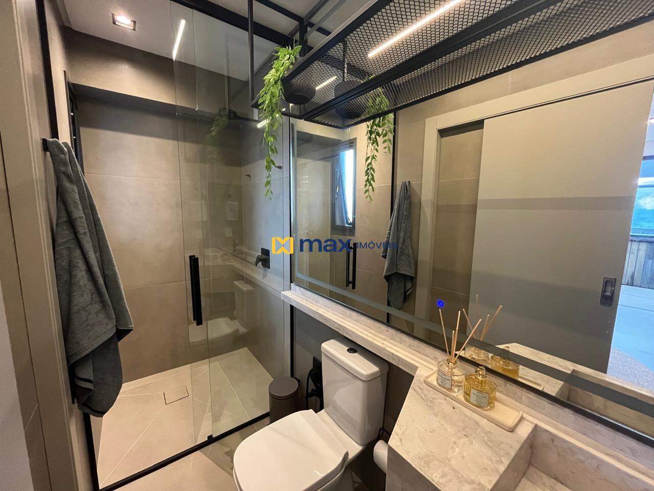 Apartamento para aluguel no Pioneiros: 