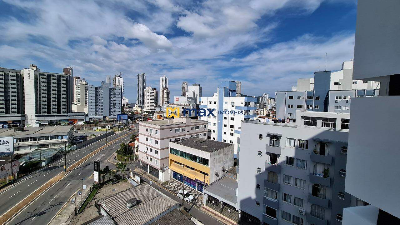 Apartamento para aluguel no Centro: Vista Sacada
