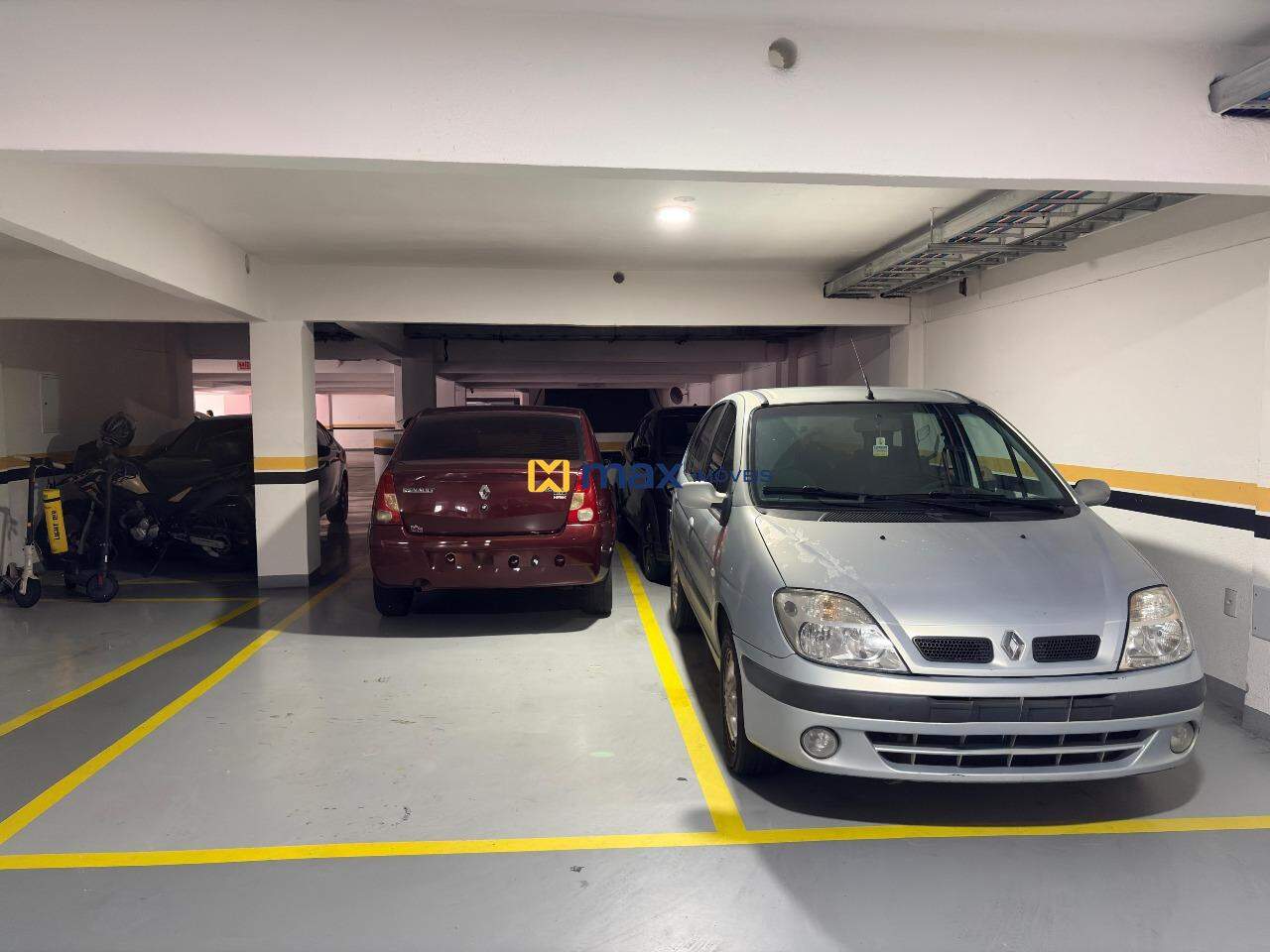 Apartamento à venda no Centro: Vaga dupla