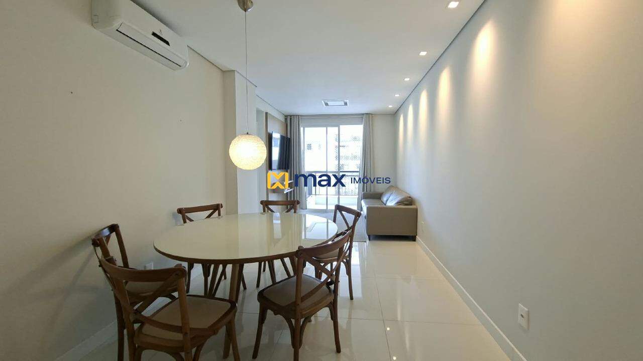 Apartamento para aluguel no Fazenda: Sala de estar/Jantar