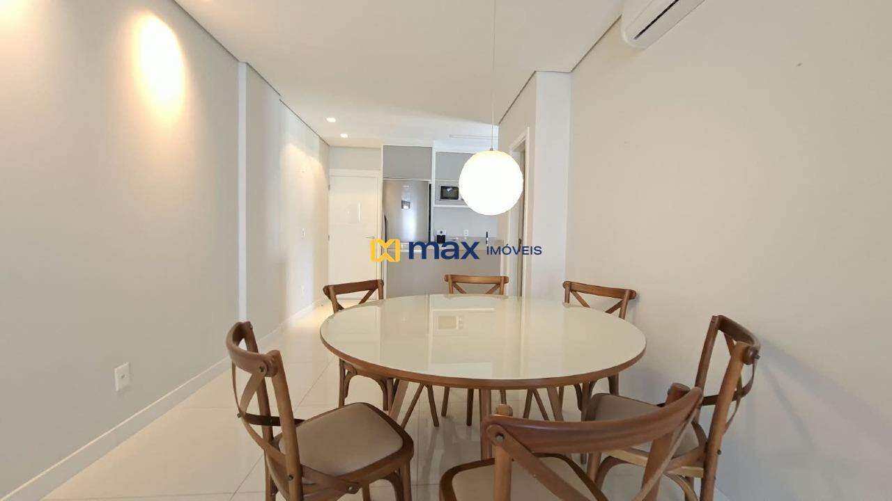 Apartamento para aluguel no Fazenda: Sala de Jantar