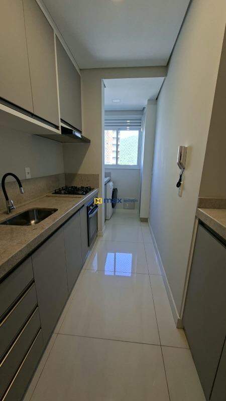 Apartamento para aluguel no Fazenda: Cozinha