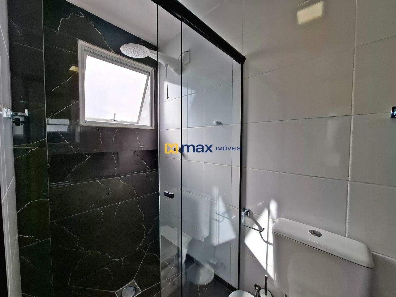 Apartamento à venda no Centro: banheiro suíte
