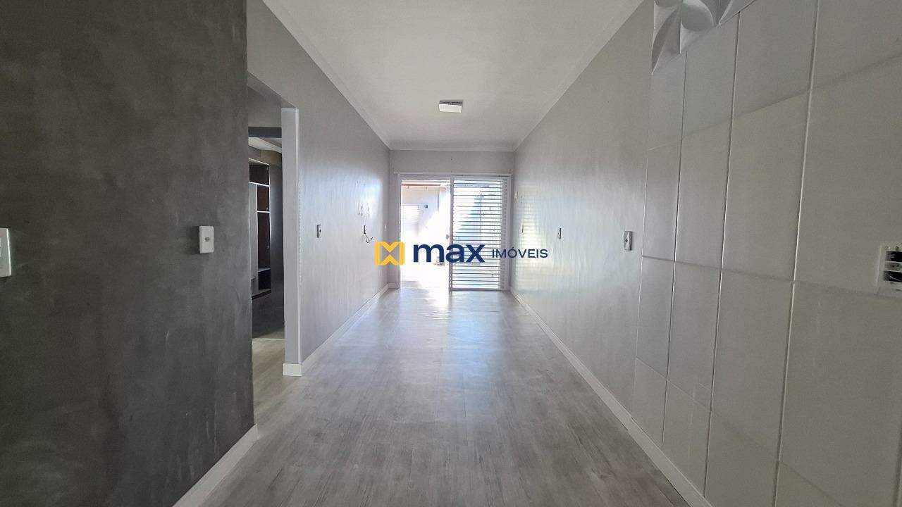 Casa à venda no Santa Regina: Living integrado