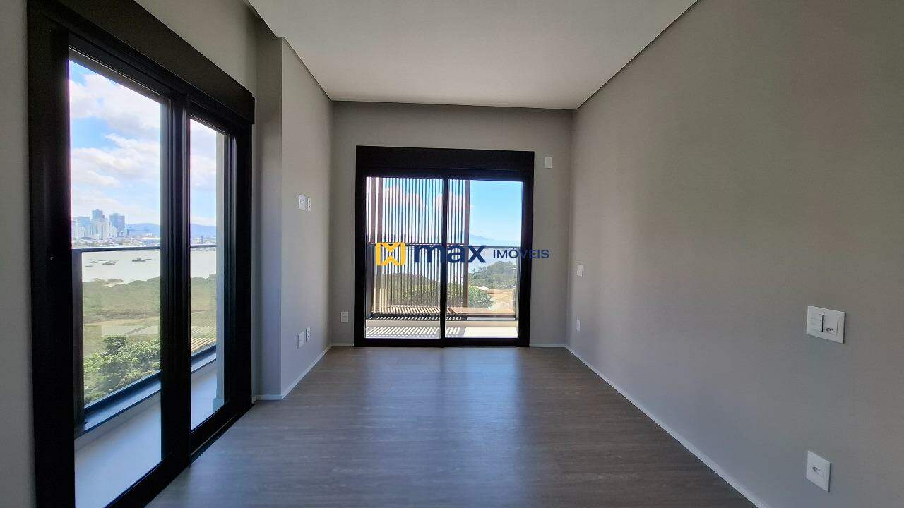 Apartamento à venda no Fazenda: Suíte