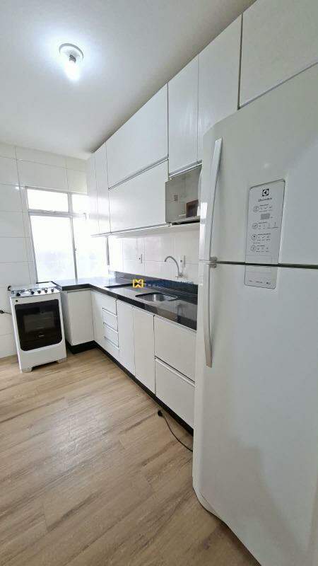 Apartamento para aluguel no São Vicente: cozinha