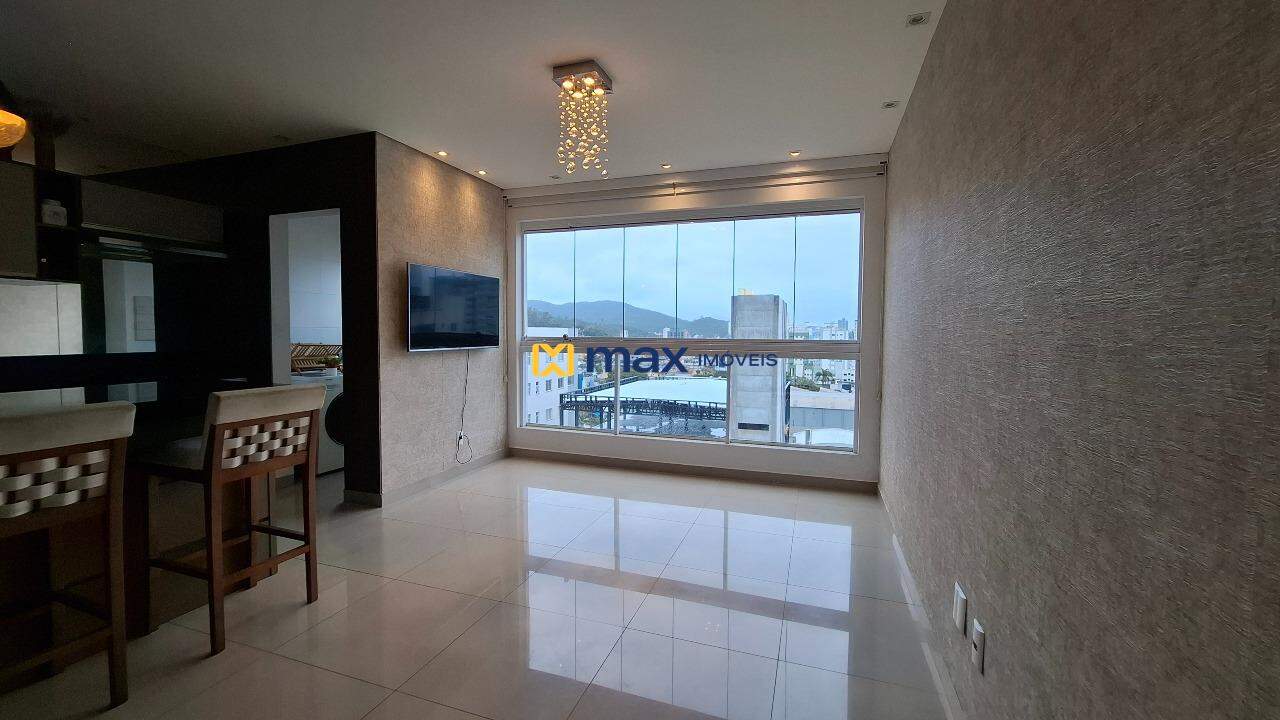 Apartamento à venda no Centro: Living integrado