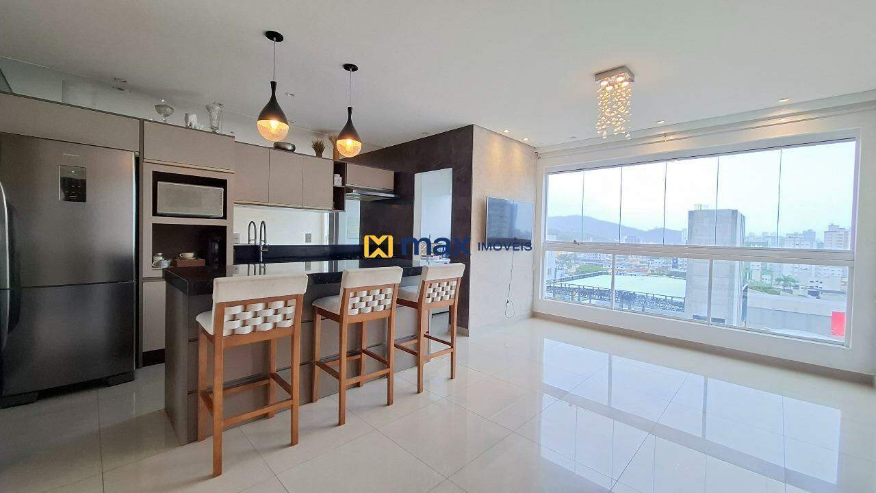 Apartamento à venda no Centro: Living integrado