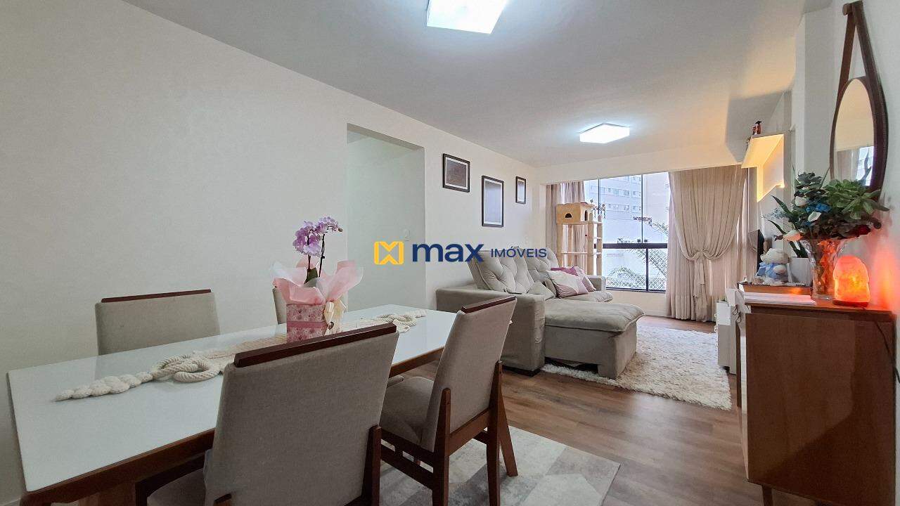 Apartamento à venda no Fazenda: Living integrado