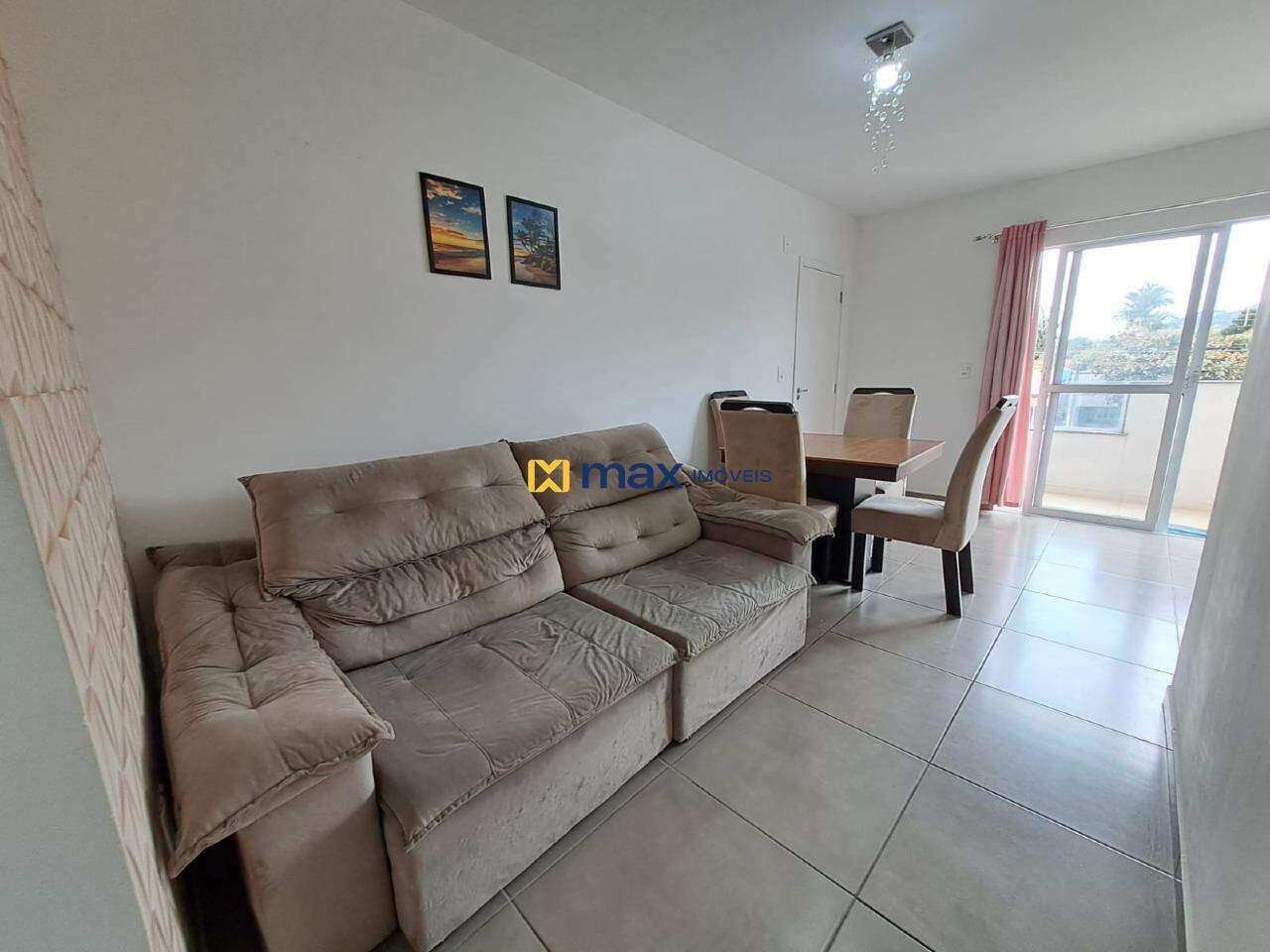 Apartamento para aluguel no Gravatá: Sala