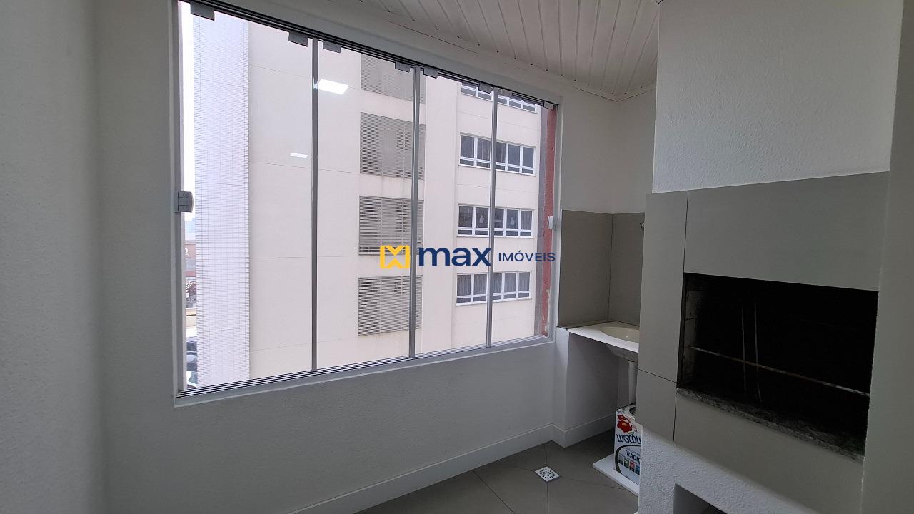 Apartamento para aluguel no Centro: Sacada