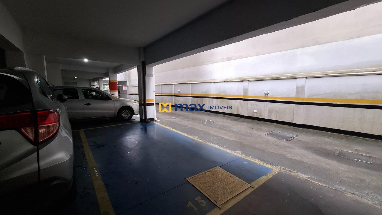 Apartamento para aluguel no Centro: Garagem