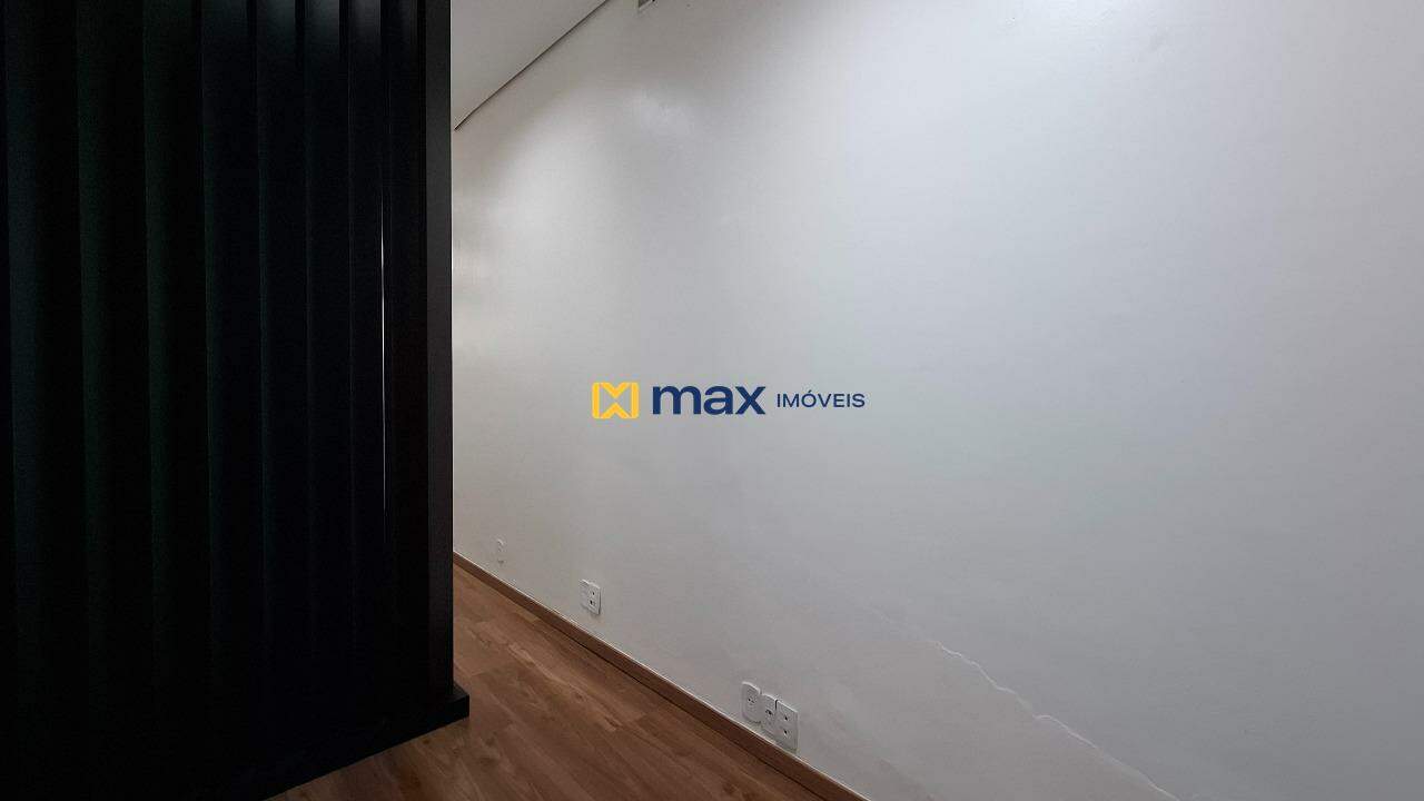 Sala à venda no Centro: Sala
