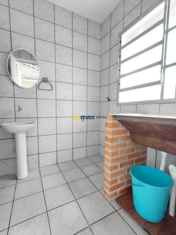Casa para aluguel no Gravatá: Lavanderia