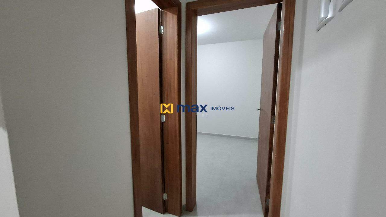 Apartamento para aluguel no São Vicente: Hall dos Quartos