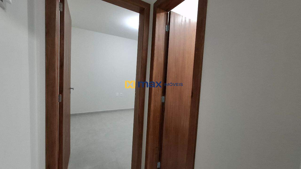 Apartamento para aluguel no São Vicente: Hall do Quarto