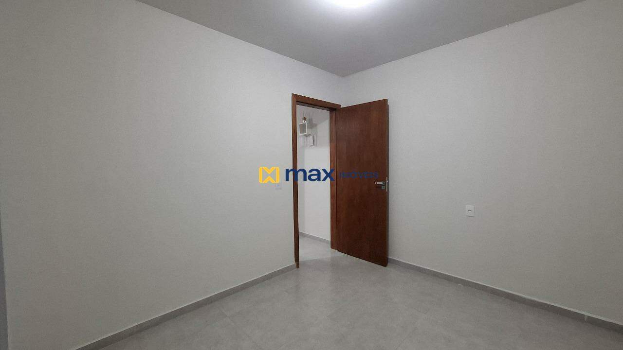 Apartamento para aluguel no São Vicente: Quarto