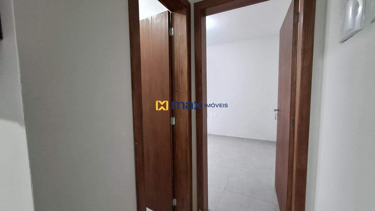 Apartamento para aluguel no São Vicente: Hall do Quarto