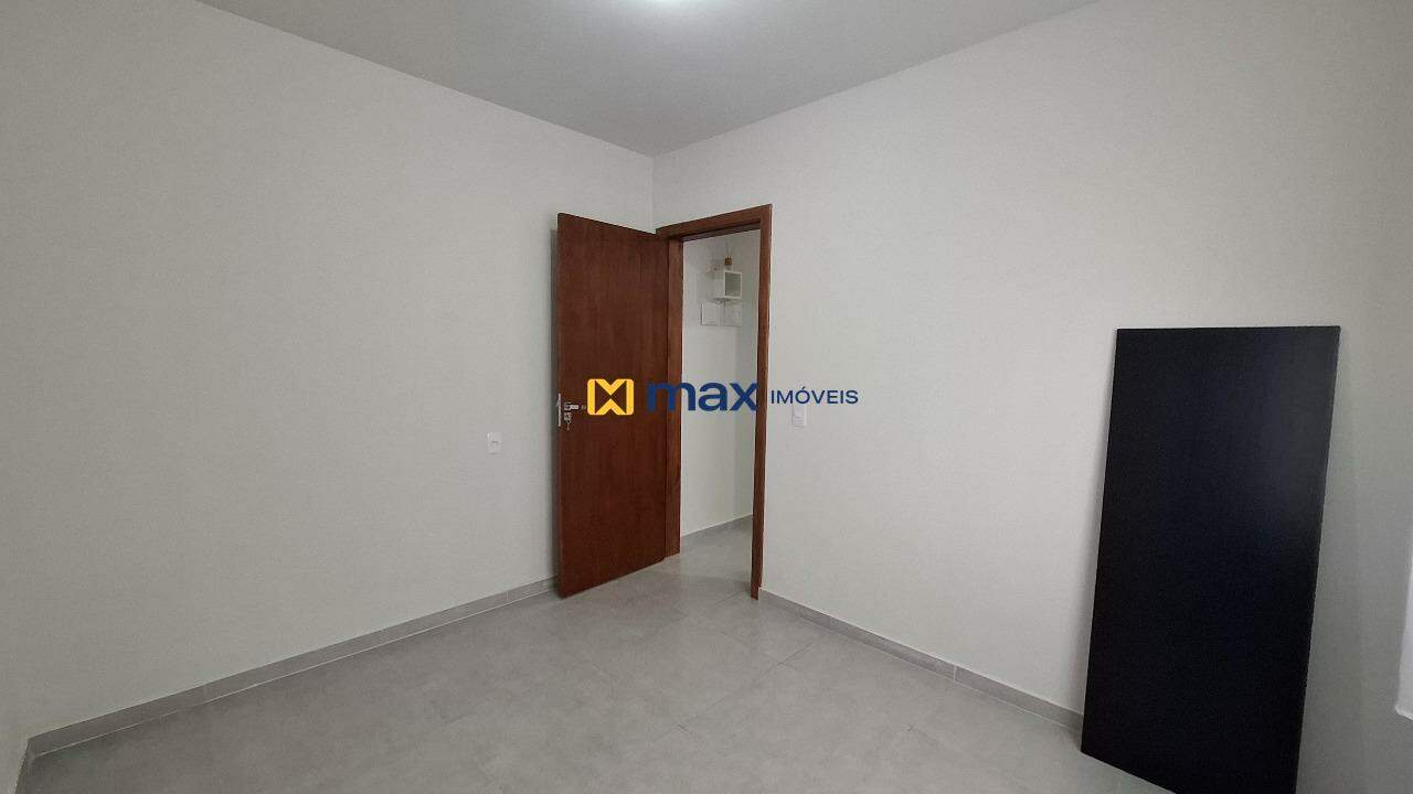 Apartamento para aluguel no São Vicente: Quarto