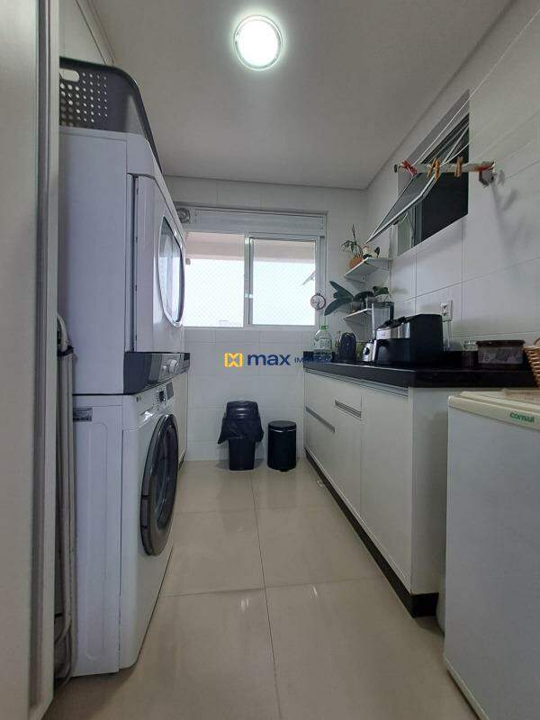 Apartamento à venda no Centro: Area de serviços