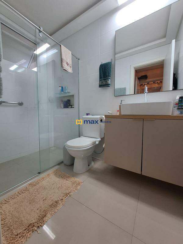 Apartamento à venda no Centro: Banheiro Dormitório