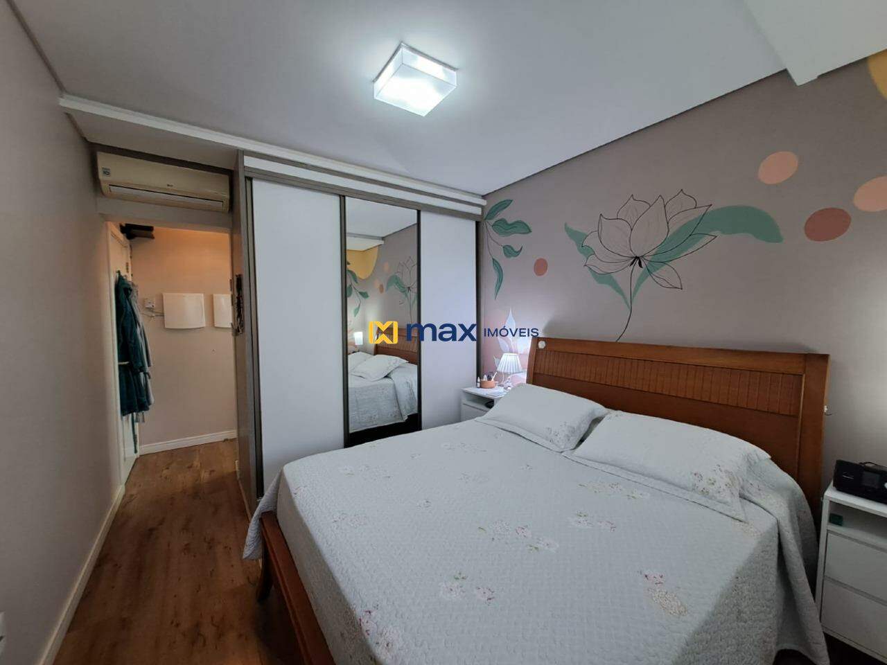 Apartamento à venda no Centro: Suite