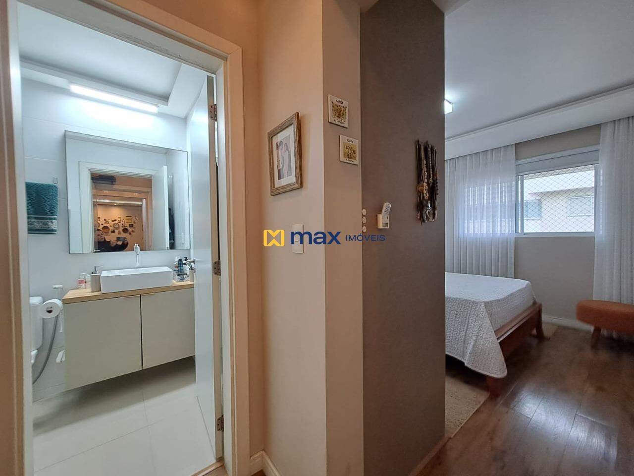 Apartamento à venda no Centro: Suite