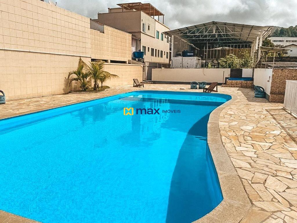 Apartamento à venda no Nações: Piscina