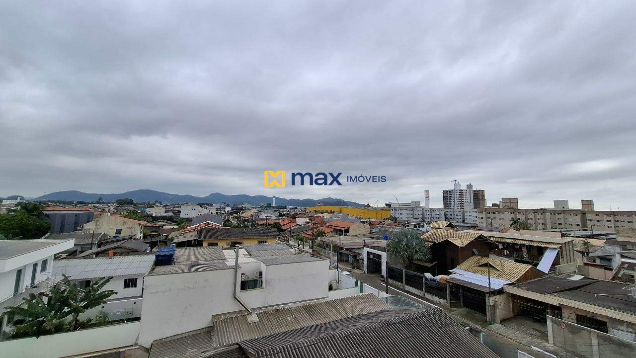Apartamento à venda no Cordeiros: Vista