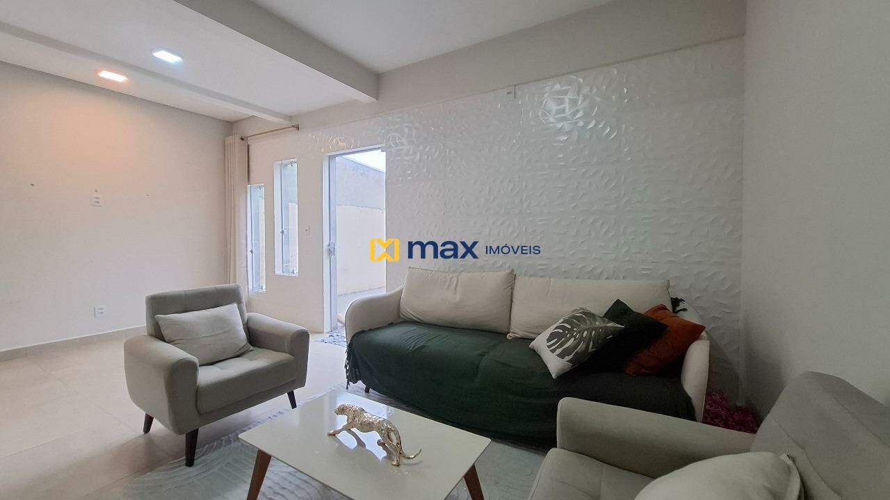 Casa à venda no Murta: Sala de estar