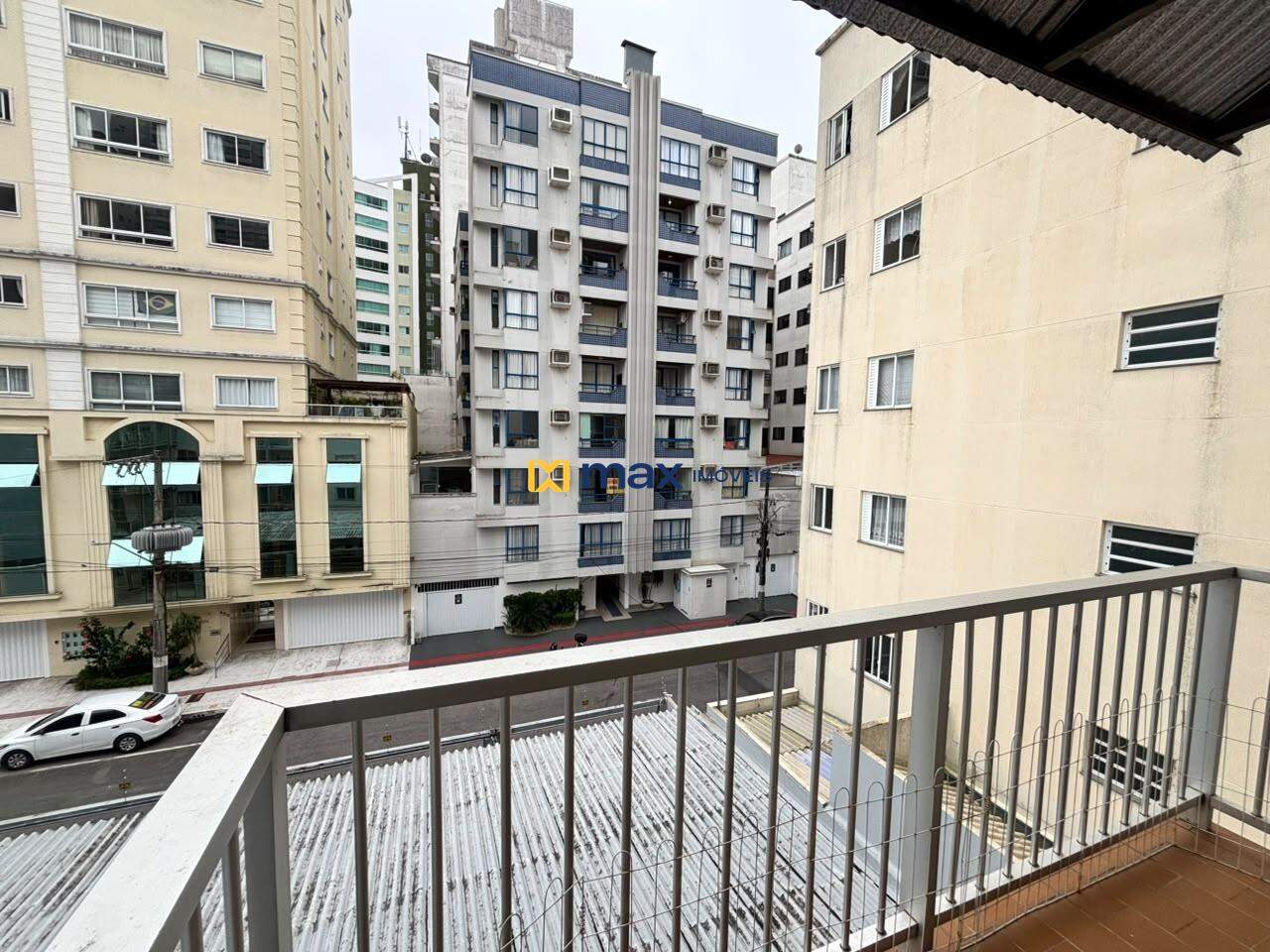 Apartamento para aluguel no Centro: sacada
