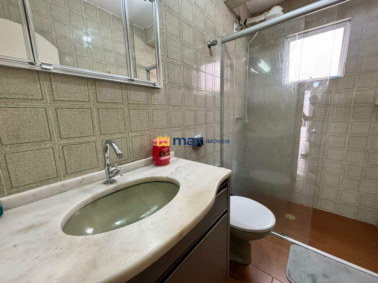 Apartamento para aluguel no Centro: banheiro social