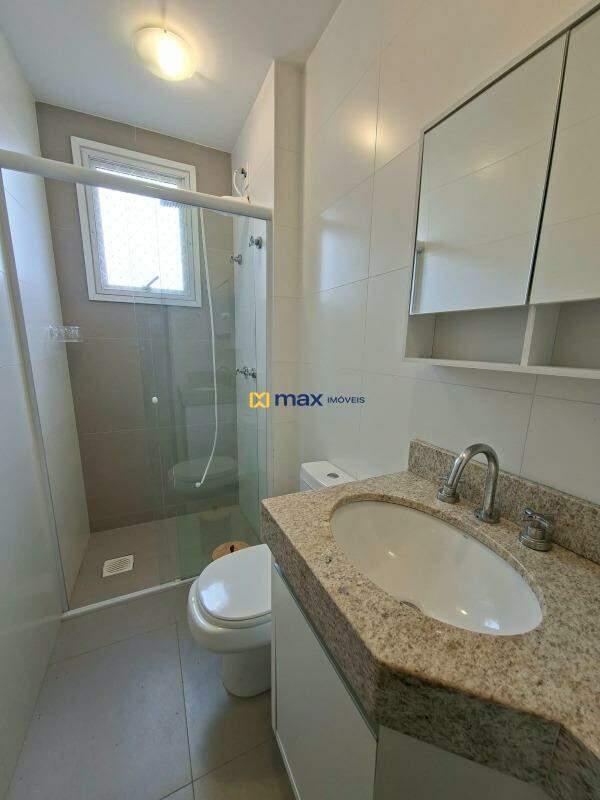 Apartamento para aluguel no Fazenda: Banheiro social