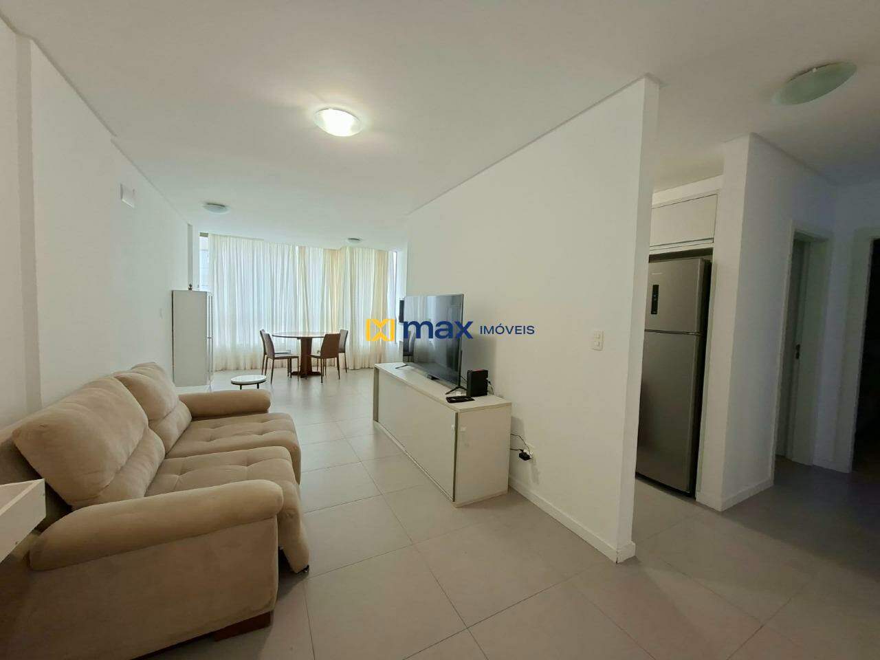 Apartamento para aluguel no Fazenda: Sala de estar/jantar