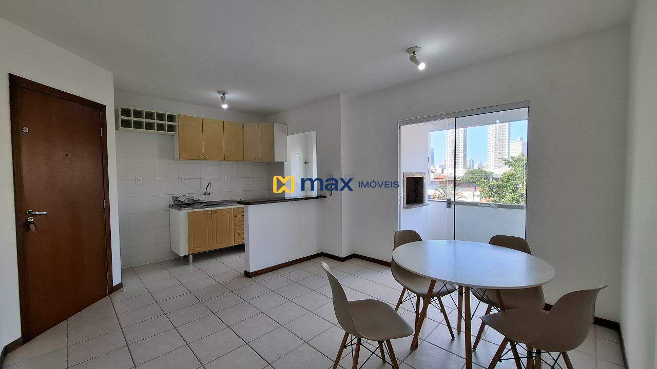 Apartamento para aluguel no Centro: Sala de Estar e Jantar
