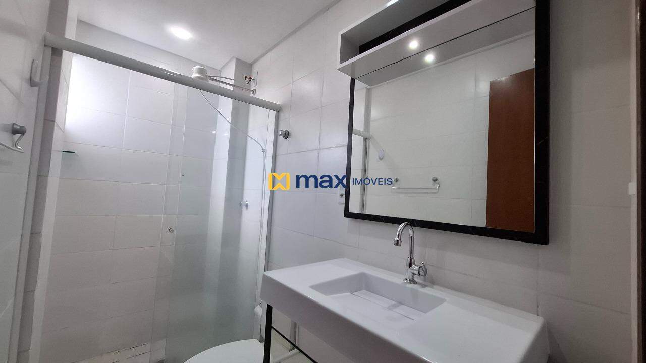 Apartamento para aluguel no Centro: Banheiro Social